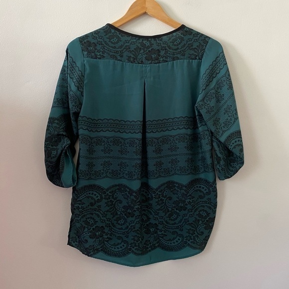 Zara Basic Green & Lace Print Top XS - Picture 2 of 5